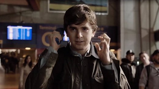 LE BON DOCTEUR | Voyez l'épisode du 17 janvier en rattrapage sur TVA.ca 📲 https://videos.tva.ca/page/lebondocteur Un mari et une femme doivent prendre une décision critique touchant leur enfant à naître. Le docteur Shaun Murphy s’adapte difficilement à son nouvel environnement à la maison et fait un énorme pas en avant avec ses collègues. | TVA