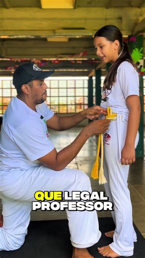 Capoeira Brasil moves: basic Capoeira techniques and culture