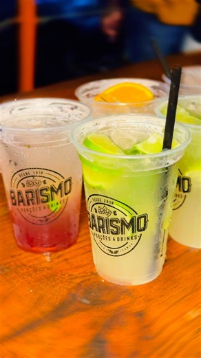 Barismo | Porções e Drinks 🍹🥩 on Instagram: "🔥 CARNAVAL NO BARISMO! 🔥 Do dia 14 ao dia 17 a gente preparou uma folia em DOBRO pra você curtir cada hora no ritmo certo 😎🍹 🕖 19h às 20h – Caipirinha em dobro 🕗 20h às 21h – Gin em dobro 🕘 21h às 22h – Xeque Mate em dobro Não vai ficar de fora né? Chama os amigos, coloca a fantasia (ou não 😏) e vem viver o Carnaval no Barismo! 📍 Vila Sanja"