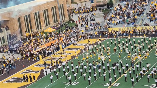 Riding into Monday with the DUB 🤠 | Pokes News