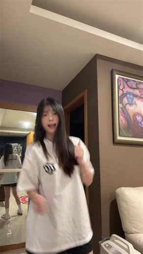 Zoey Hmx 回台灣 探索新篇章