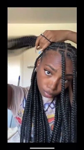 Knotless Box Braid Hairstyles: Space Buns