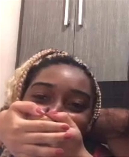 Silencing with Hand Gag Techniques