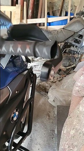 remplacement grip poignée r1200 gs 4e les 2 aliexpress 200e par poignée chez bmw qui ne detail pas 🤡