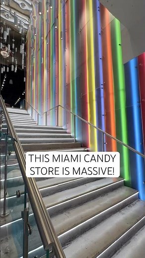 16000 SQ Space Filled with Candy? It's called IT'SUGAR Miami! 🙋🏻‍♀️ #candy #sweettooth