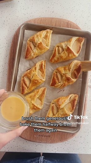 Easy Almond Croissant Recipe with Puff Pastry