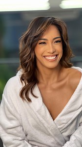 Rumo à versão 4.4 da Ana! Não é só sobre mudar o visual. É sobre se permitir renascer. Inteira, confiante e pronta para meu novo ciclo que está chegando. Ficha técnica ✨ Beleza: @dudapavam Coloração: @luizgattobeauty Vídeo: @amandadosvideos Salão: @andre_pavam_ | Ana Paula Mendes