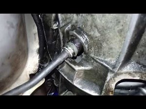 HOW TO REMOVE CLUTCH HYDRAULIC LINE 1992 FORD RANGER V6 3.0L XLT - EASY!