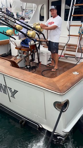 22K views · 1.1K reactions | Custom pinstripes on a War Wagon - Bad Company world tour 2023. | Bad Company Fishing Adventures | Facebook