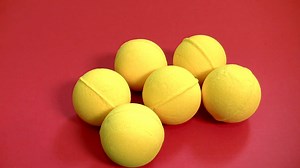 10 Disney Tsum Tsum Bath Bomb Surprise FULL CASE Disney Frozen Elsa Olaf ディズニーツムツム バスボール ×10 | Fun Toyz Collector