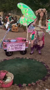 So many bubbles to pop 🥰🫧🫧🫧 #primrosethefairy #bubblefairy #renaissancefestival #fairywings #enchanting | Primrose the Fairy