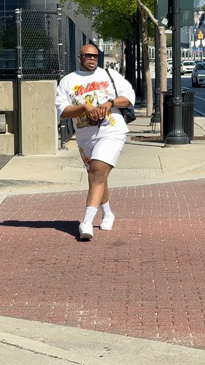 197K views · 8.3K reactions | I had to take it back to my roots! If I don’t have anything else on me I have a WALK | Bryant Bee | Facebook