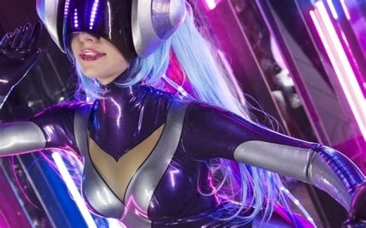胶衣DJ琴女cosplay/latex