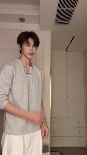 Dance Moves to Impress Your Boyfriend