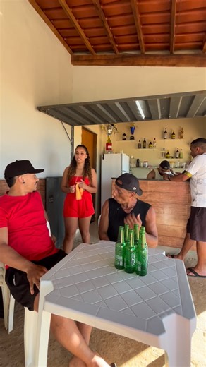 Eugenio Costa on Instagram: "Eu pensei que ele ia pagar 😂😂😔 #meme #comedia #reels #feed #engraçado"