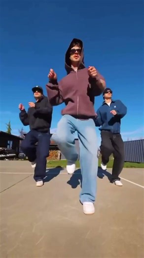 “Smooth sailing dance! 💃🏽 🔥🔥🔥” #dance #afrobeatslovers #afropop #tiktokvideo #positivevibes