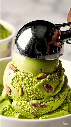 How to Make 4-Ingredient Pistachio Greek Yogurt Ice Cream (High Protein)