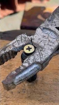 Using Sandpaper and an Old Screw #DIY #UsefulTips #DoItYourself #Tools #Innovation