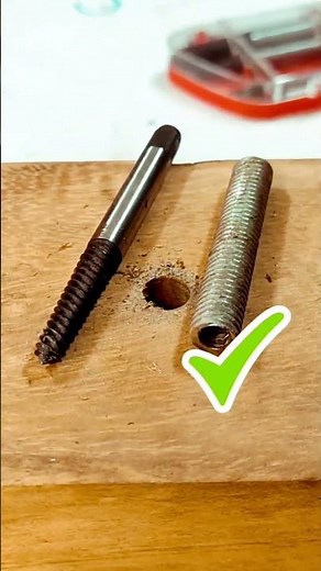 Create a Simple Wooden Key Holder in Minutes! #woodworkingdiy #diy #woodworking