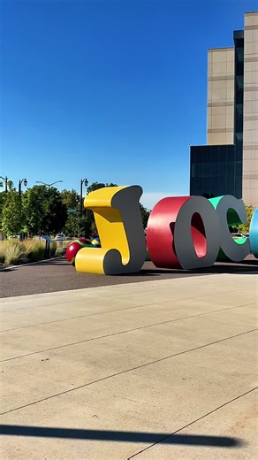 Olathe Fourth Fridays are always a blast! Thank you @Visit Olathe for having us. Until next summer! 🍉🕶️⛱️ #events #olathe #braces #orthodontist #kansas