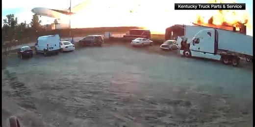 Video shows explosion caused by UPS plane crash in Louisville