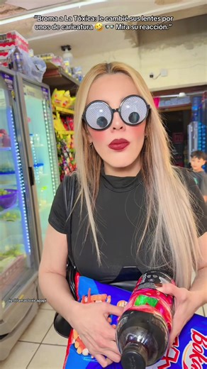 ¿Cuáles lentes te gustaron más? 👀👓🤣 #toxica #broma #humor #paraty | caricatura