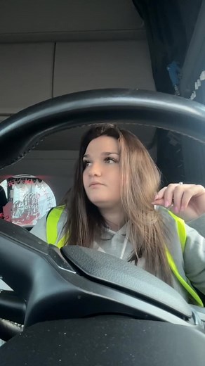 Empowering Women in Trucking: The Woman Driver Journey