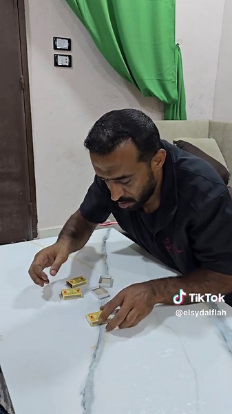 ‏تحدى الكبريت #السيد_الفلاح #تحديات | muscle stimulator challenge