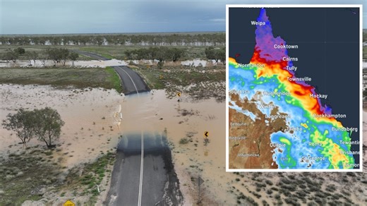1000km danger zone: BOM issues tracking map as chance of cyclone increases