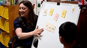 Lynbrook's 'Sounds-Write' program helping kids become better readers more quickly