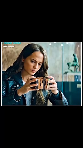 1.1M views · 25K reactions | hollywood movie explained in Hindi/Urdu #shorts #movieexplainedhindi #reelsfacebook #movieexplainedinhindi #movieexplained #movietime #movieclips #short #Explained #2025goals #trailer2025 #facts #trendingreelsvideo #post #reelsfypシ #reelsfacebook #reelschallenge #reelsviral fb #reelstrending #reelkarofeelkaroシ#october25 #october25th #secaryexperience #communityevent #familyfriendly #sports #seasonfinale #spooky #cultclassic #bandlife | Movie unlocked | Facebook