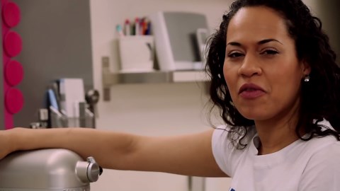 Cereal Bowl Cakes: A Colorful Breakfast Treat!