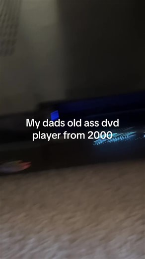 2003 Honda Element (@2003hondaelement)’s video of DVD Player