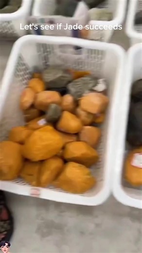 Real Jade Stone Cutting Success Explained