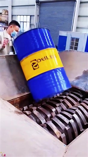 #shredder #crusher #machine #safed #doubleshaftshredder