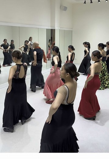 Flamenco Masterclass: Discover the Art of Spanish Dance
