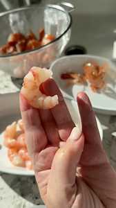 People often ask how we peel spot prawns so here you go! 戀 One of our...