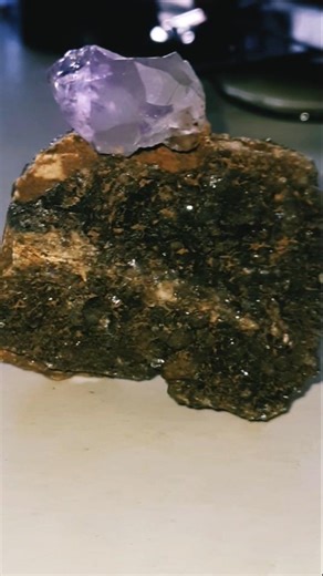 How do I identify precious stones? #gemstones #minerals