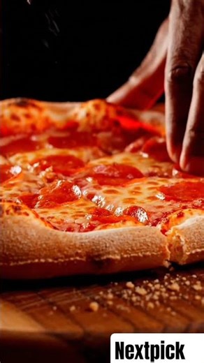 Asmr realistic cutting of pizza slice #pizza #asmr #asmrsounds