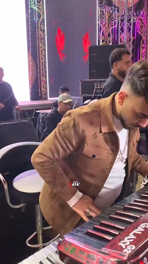 19K views · 230 reactions | حد يشوف حل لجمدان الفديو ي جماعه ..  | طاطا مصر - Tata Masr | Facebook