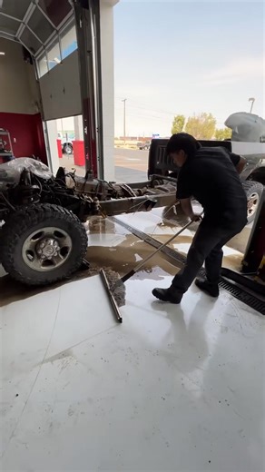 71K views · 1.1K reactions | #enginebuilding #enginebuilder #enginerepair #hemi #enginerebuild #carrepair #enginebuild #autoshop #autorepair | Daves Engines | Facebook