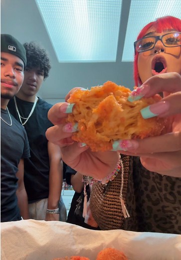 Buldak Balls Mukbang — Buldak Ramen Mac & Cheese Balls Review