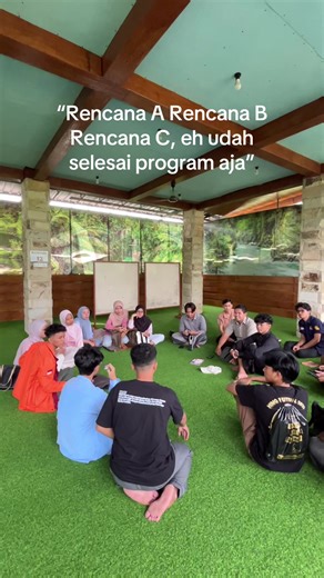 Kelas kalian gini juga ga? ____________________ Hubungi Admin Brilliant via WhatsApp untuk info lainnya : ☎️ 62 812-3120-0032 📨 link Pendaftaran http://brilliantenglishcourse.com/ Program bisa ambil: -1 minggu. -2 minggu. -1 bulan. -2 bulan. -3 bulan. Online Course ————————— IG.👇🏻 @brilliant_english.course Tiktok👇🏻 @brilliant_english.course 📍JL. Flamboyan No.127B, Mulyoasri, Tulungrejo, Kec. Pare, Kabupaten Kediri, Jawa Timur 64212 #abie_brilliantkampunginggris #kampunginggris_pare_kediri 