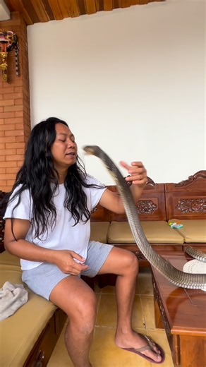 Dede Inoen | Kupasrahkan padamu ya rob | Instagram