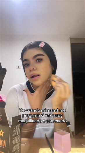Maquillaje y Estuco: La Reacción de Cris Valencia
