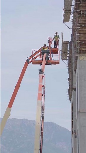 Let's get to it. 💪 #JLG #JLGLift #Shorts