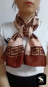 Easy and stylish #scarf tutorial. www.ecuadorianscarff.com #model #fashionblogger #photography #beautiful #photooftheday #beauty #follow4followback | Ecuadorian Scarff