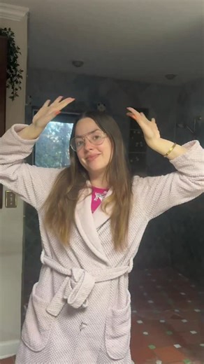 Wake up and let’s get ready! My before 9am morning routine. #skincare #morningroutine #getreadywithme #grwm #easymakeup @cerave @goodmolecules @cosrx @theordinary @lorealparis @benefitcosmetics @morphebrushes @nyxcosmetics @daehair @crest | MindyBryant