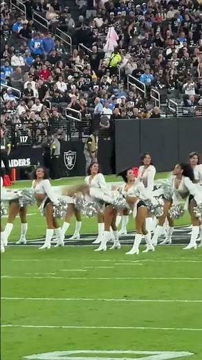 Raiderettes doing what they do 🏴‍☠️🔥Full performance up now 👇#raiders #raidernation