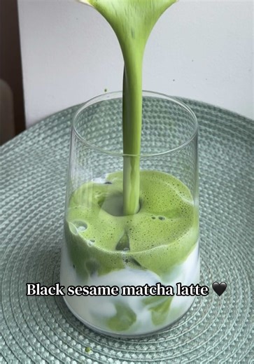 black sesame matcha latte ASMR 🖤 Using Nami’s okumidori first harvest matcha! #matcha #blacksesame @Nami Matcha #namimatcha